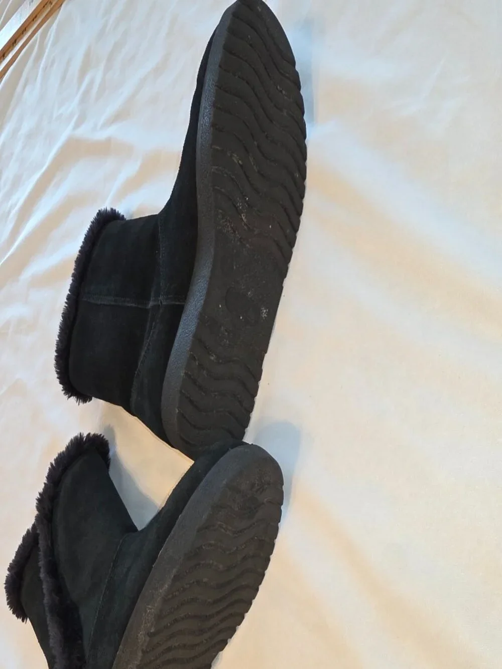 Black Suede Boots Faux Fur Lining Warm Cozy Winter Womens Sz 7 Shoes